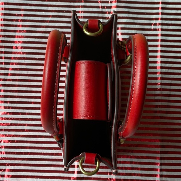 🎁 DISNEY X COACH NORTH SOUTH MINI TOTE WITH MINNIE MOUSE AND CARD CASE 🎁 - Picture 8 of 16